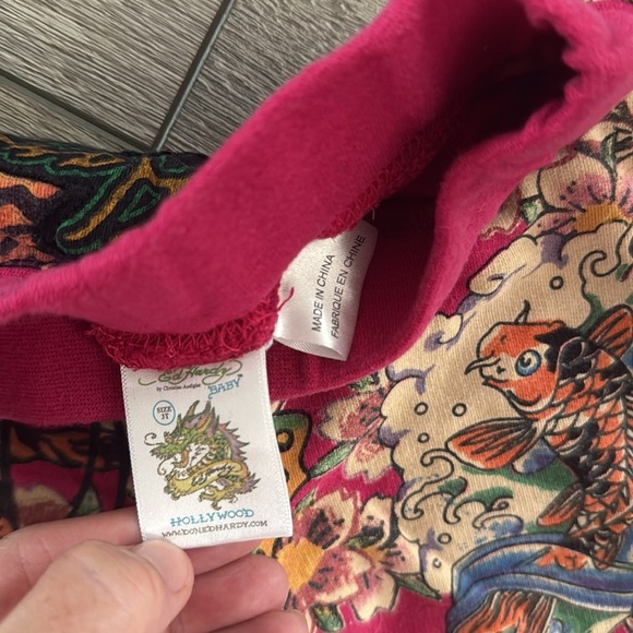 Ed Hardy Pink Graphic print wide leg Pants kids size 3 - Picture 2 of 4